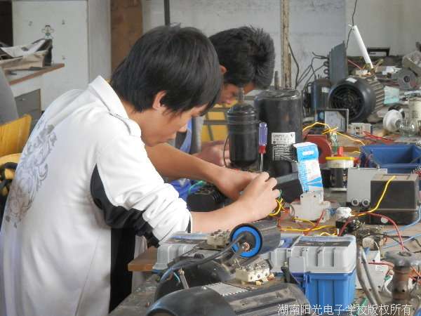 늹���Ӗ(x��n)�W(xu��)У